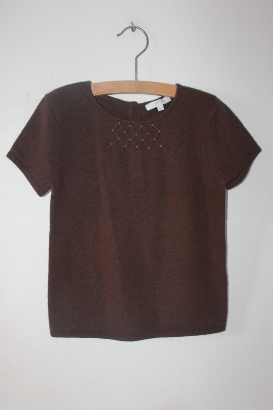 tweedehands bruine gesmokte trui met korte mouwen in maat 128 voor een meisje van jacadi