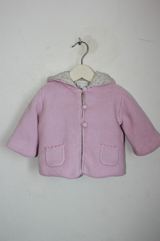 preloved katoenen roze gebreid jasje met capuchon in maat 56 van jacadi