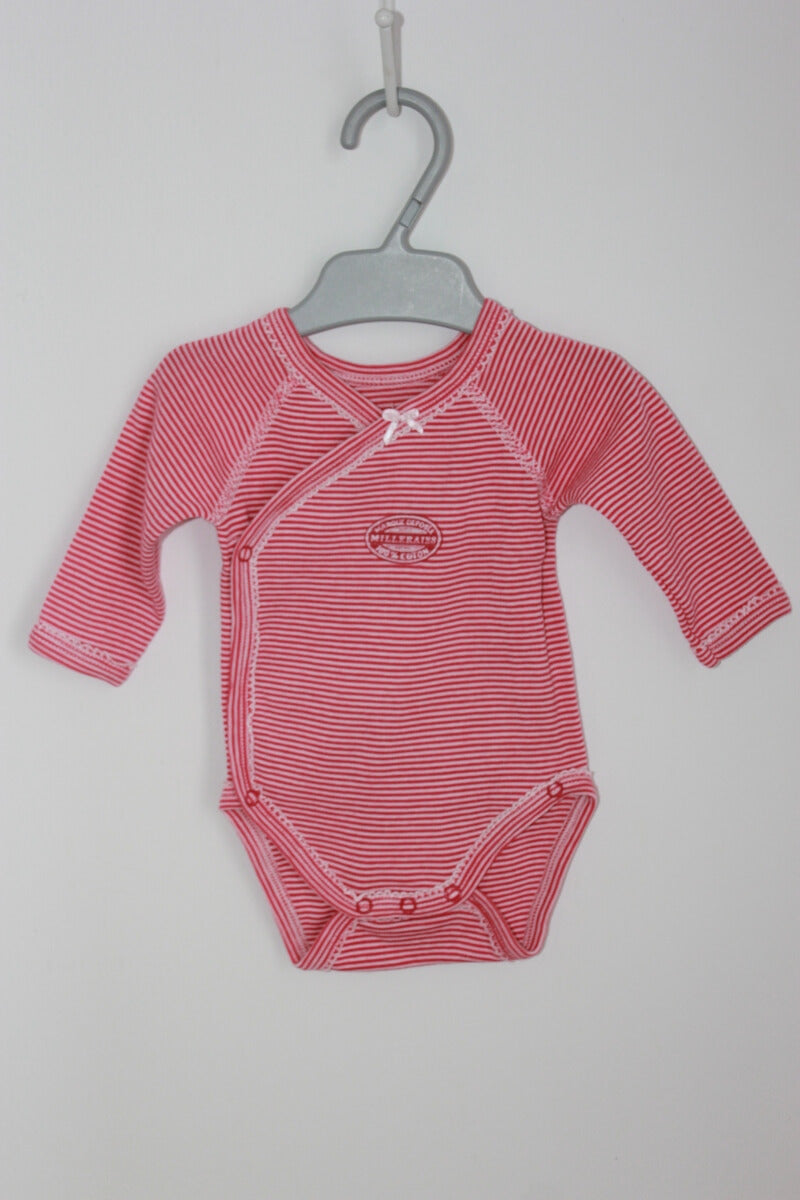tweedehands katoenen roze met wit gestreepte overslag romper met lange mouwen van petit bateau in maat 56