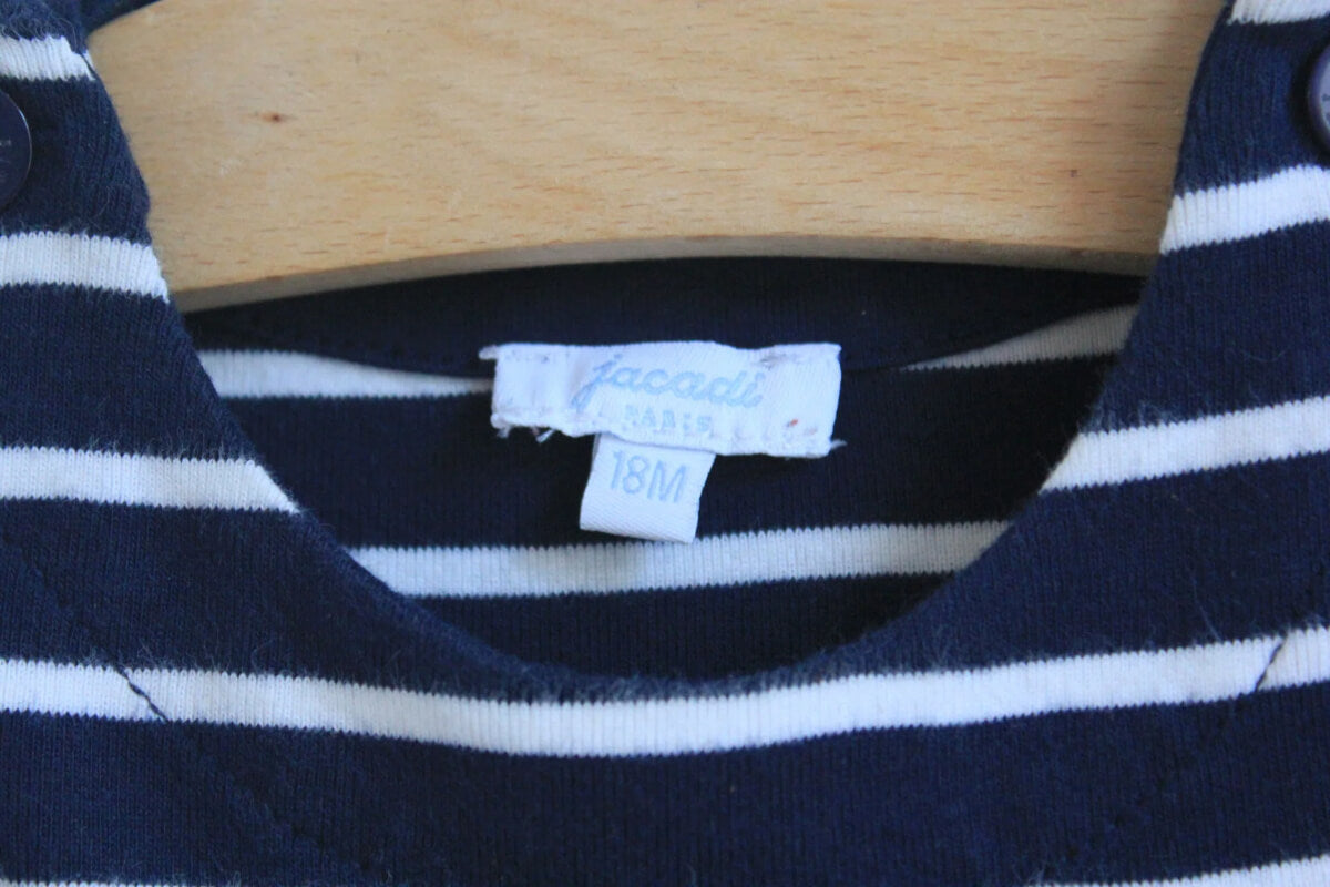 tweedehands katoenen zomerse donkerblauw met wit gestreepte jurk met korte mouwen van jacadi in maat 80