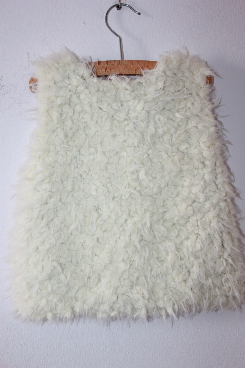 preloved ecru mouwloos sherpa vest in maat 80 voor een baby meisje van tricky tracks