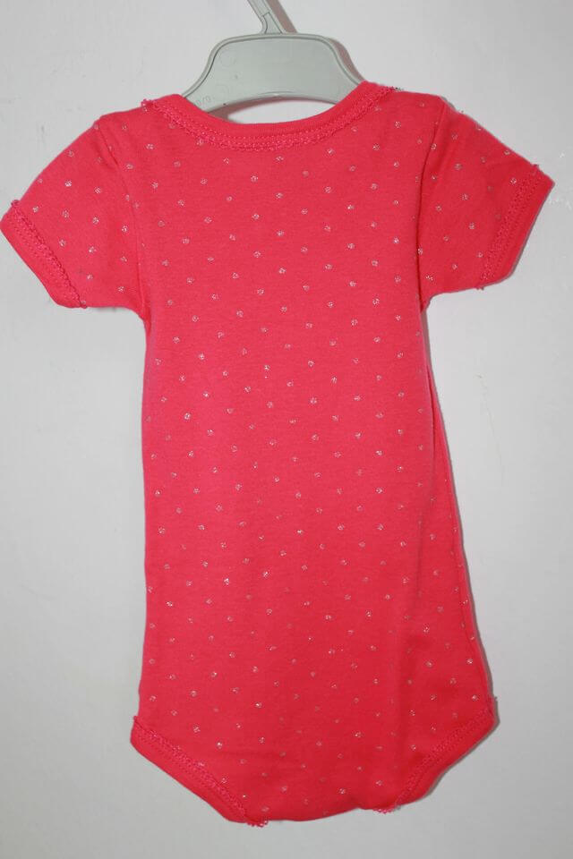 tweedehands-fuchsia-romper-zilveren-stipjes-korte mouwen-maat-68-petit-bateau